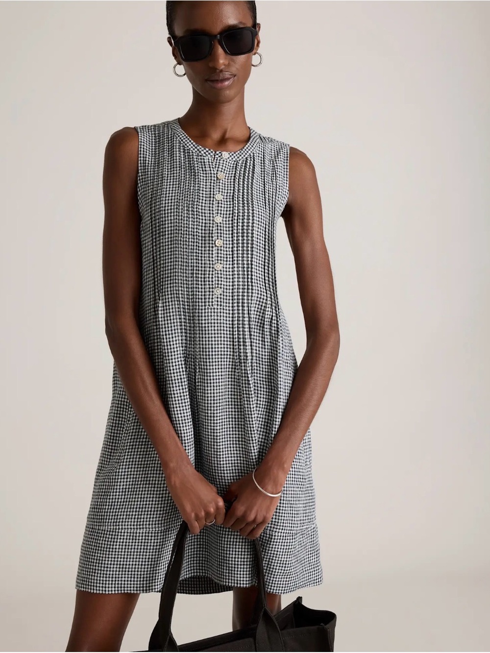 Quince Linen Sleeveless Swing Dress